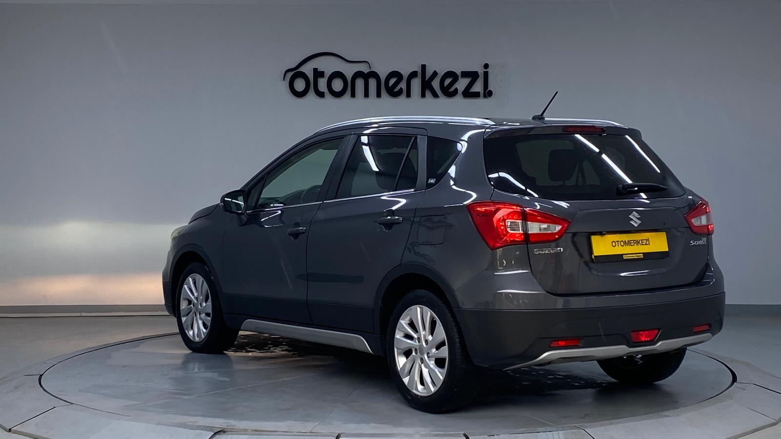 SUZUKI SX4 8
